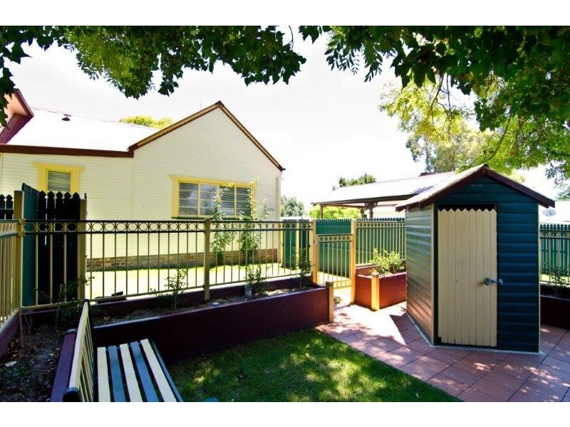 173 Brown Street, Armidale NSW 2350