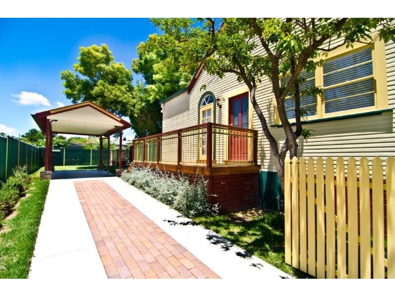 173 Brown Street, Armidale NSW 2350