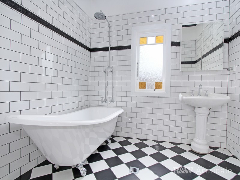 158 Marsh Street, Armidale NSW 2350