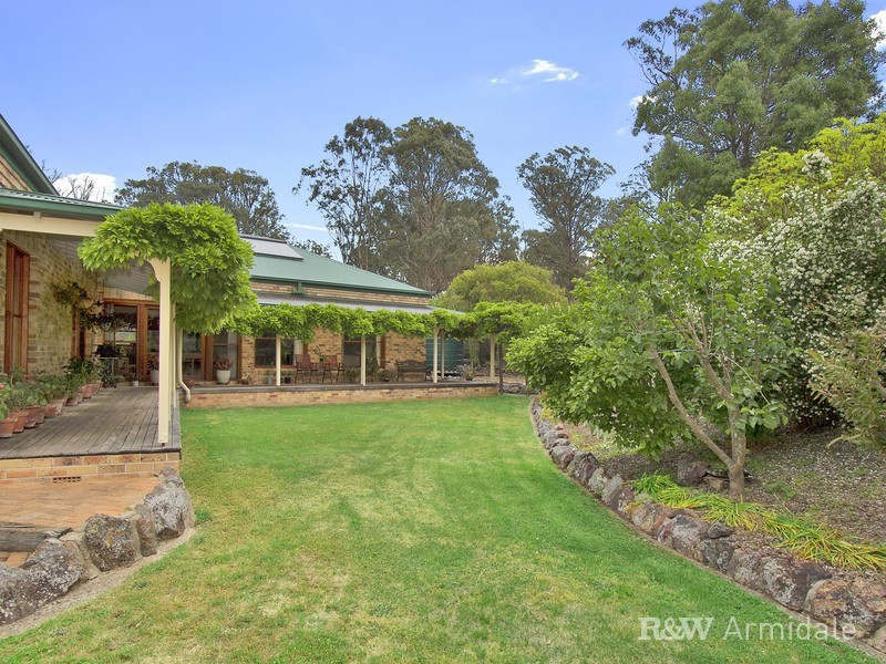 21 Trelawney Road, Armidale NSW 2350