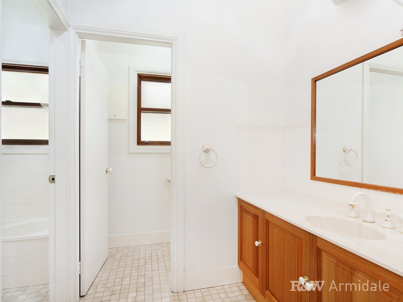 21 Trelawney Road, Armidale NSW 2350