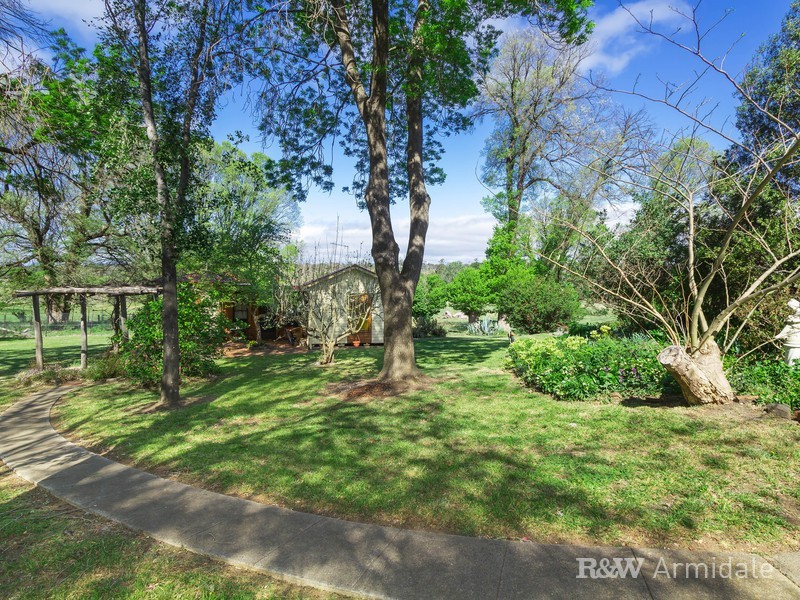 9 Braund Street, Armidale NSW 2350