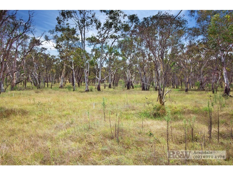 “Woodland” Panhandle Road, Uralla NSW 2358