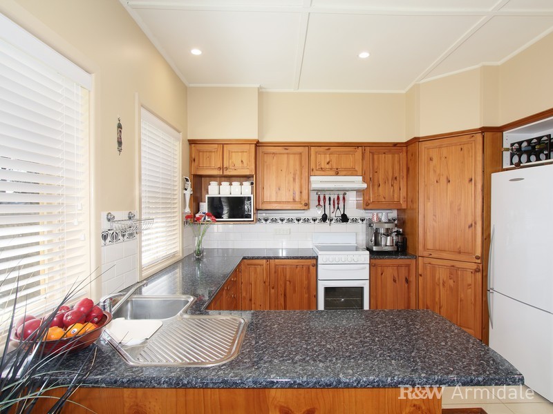 92 Barney Street, Armidale NSW 2350