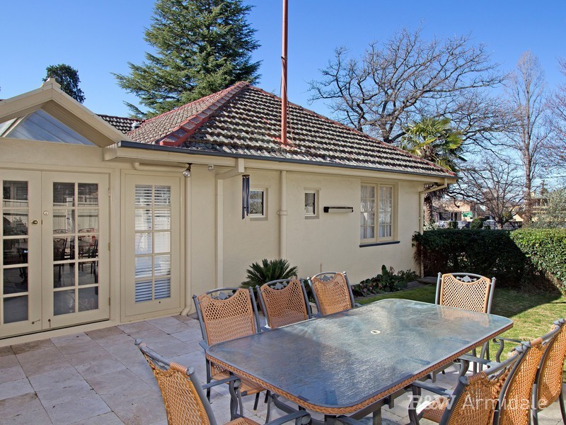 92 Barney Street, Armidale NSW 2350