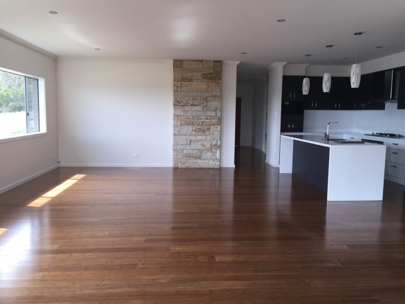 8 Grandview Crescent, Armidale NSW 2350