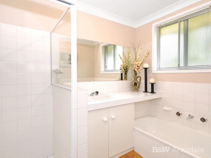 4 Hamilton Crescent, Armidale NSW 2350