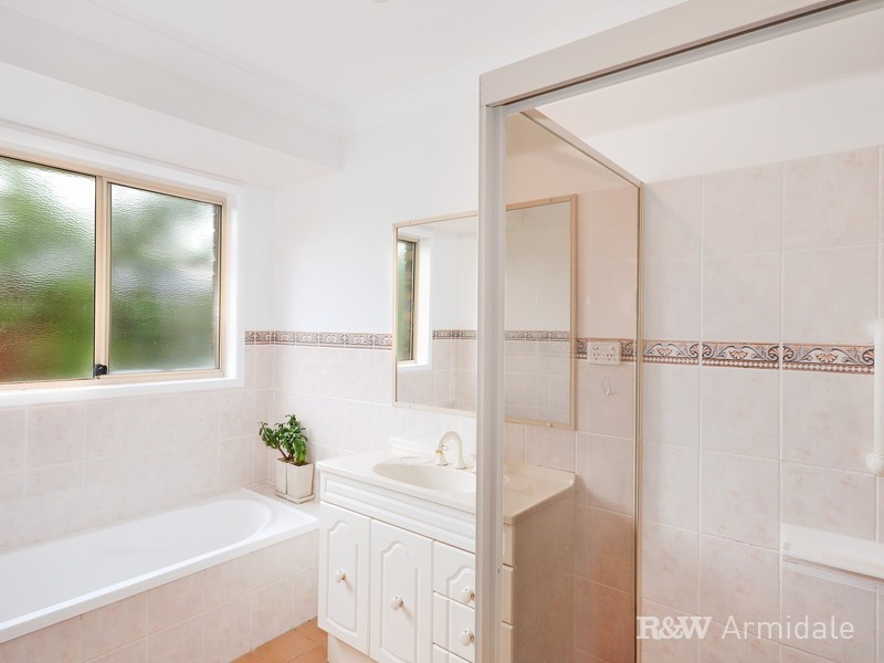 10 Kurrajong Close, Armidale NSW 2350