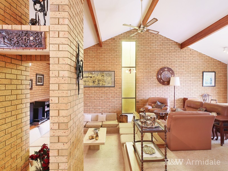 22 Bishop Crescent, Armidale NSW 2350