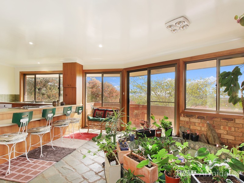 22 Bishop Crescent, Armidale NSW 2350