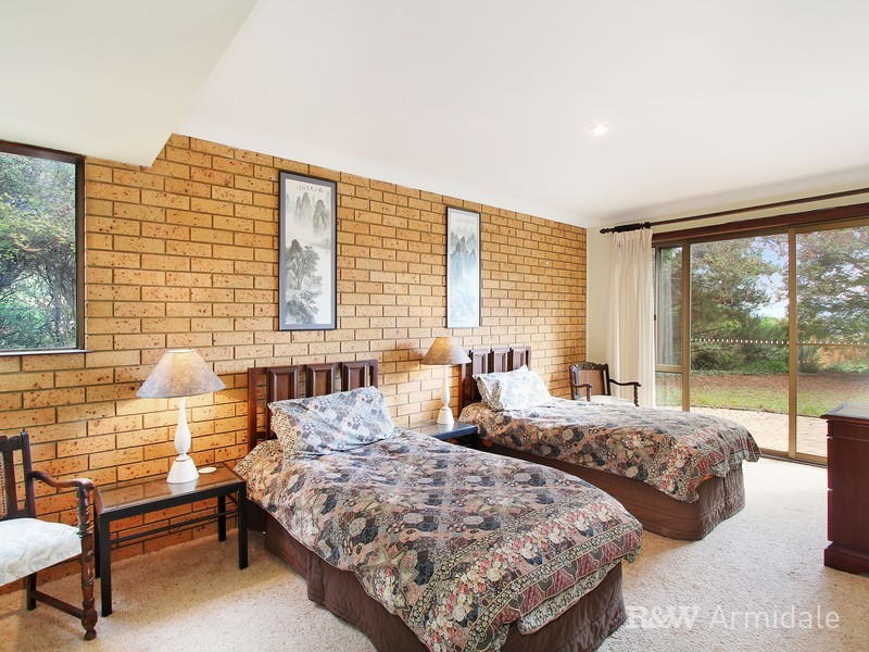 22 Bishop Crescent, Armidale NSW 2350