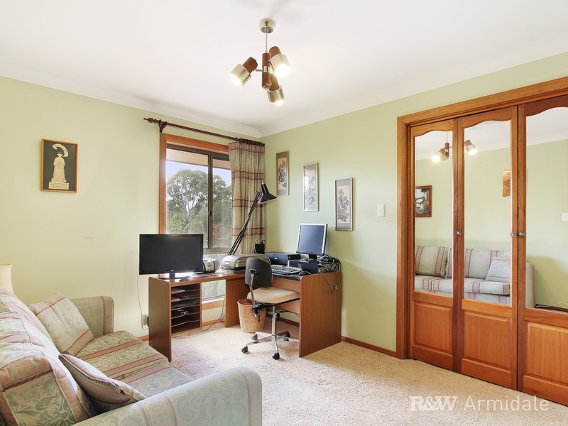 22 Bishop Crescent, Armidale NSW 2350