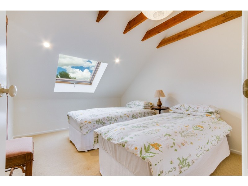 17 Gungurru Road, Armidale NSW 2350