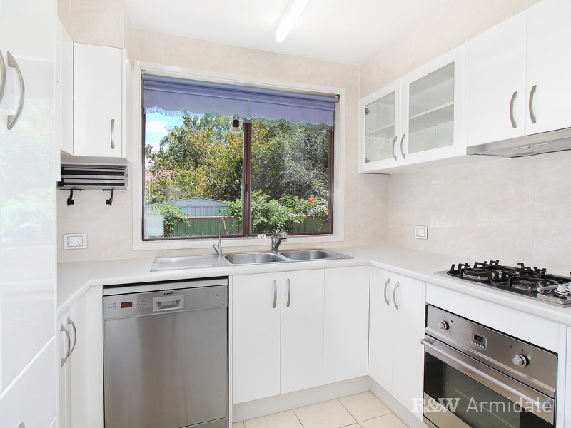 15 Claude Street, Armidale NSW 2350