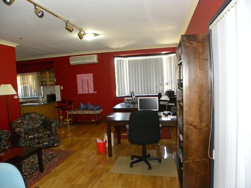 Hoxton Park NSW 2171