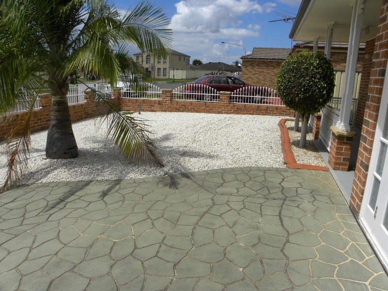 Hoxton Park NSW 2171