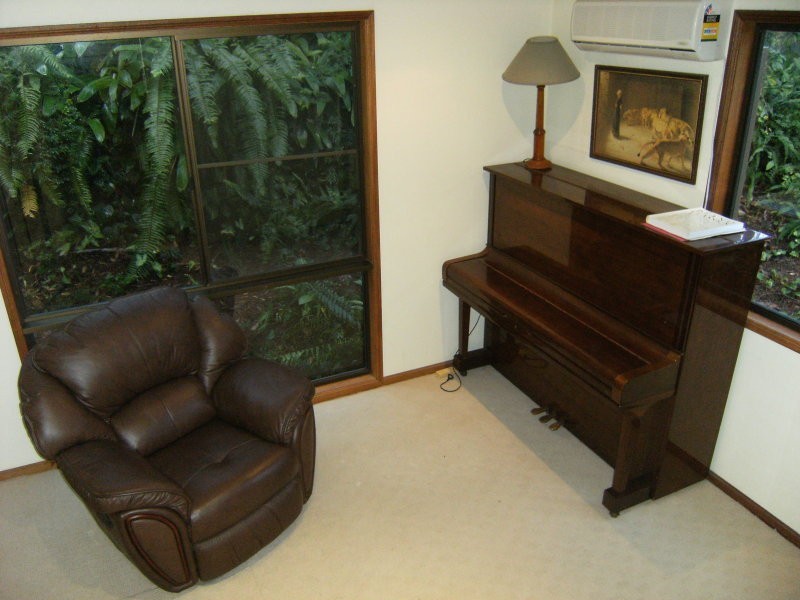 11-21 Pohon Drive, Tanah Merah QLD 4128