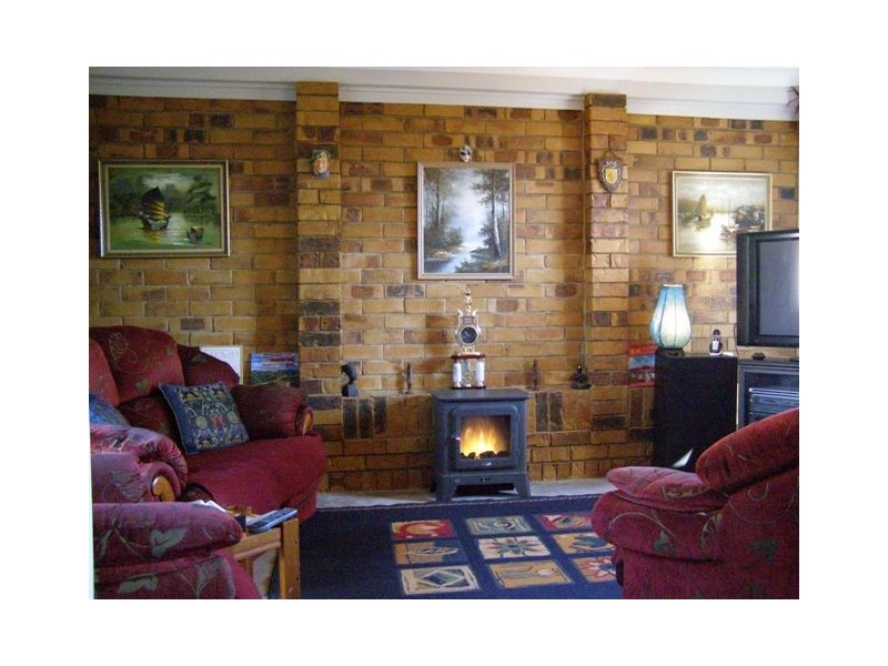 16 HYDRABAD, Regents Park QLD 4118