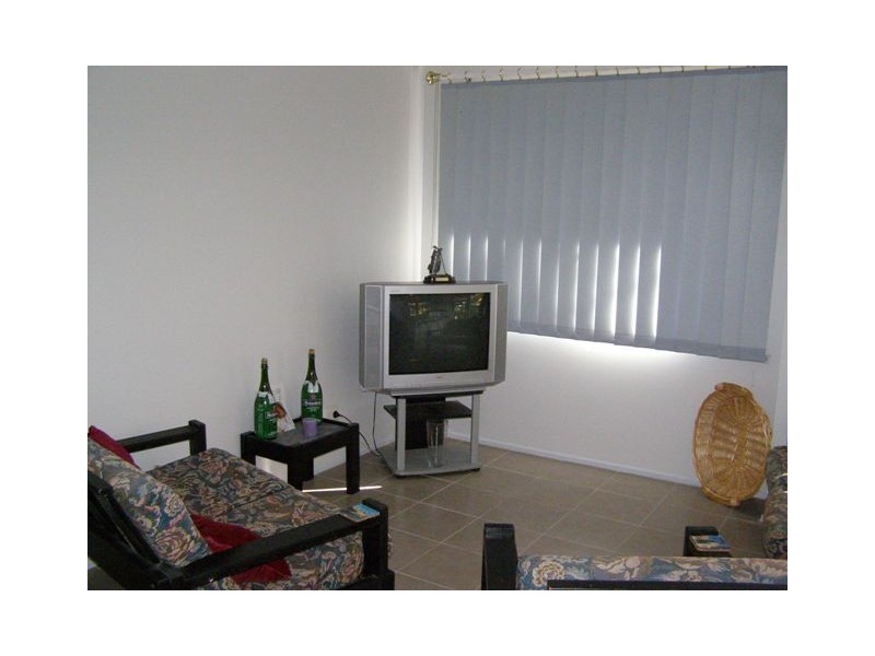 16 HYDRABAD, Regents Park QLD 4118