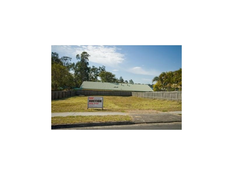 13 HELEN ST, Hillcrest QLD 4118