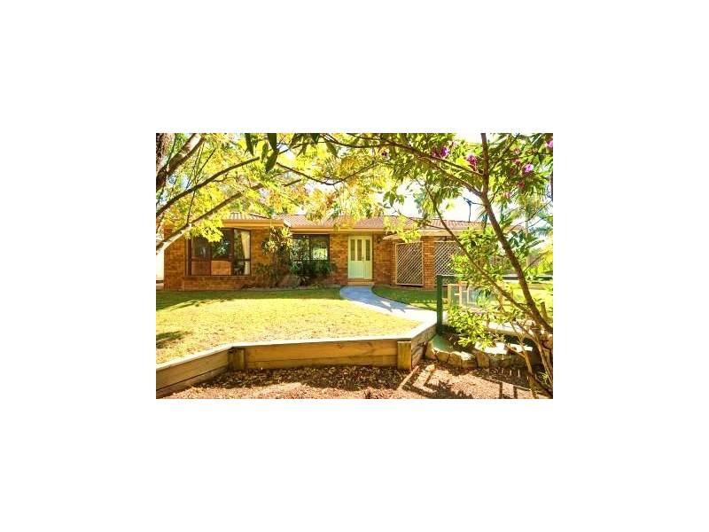 28 GREENVALE CT, Regents Park QLD 4118