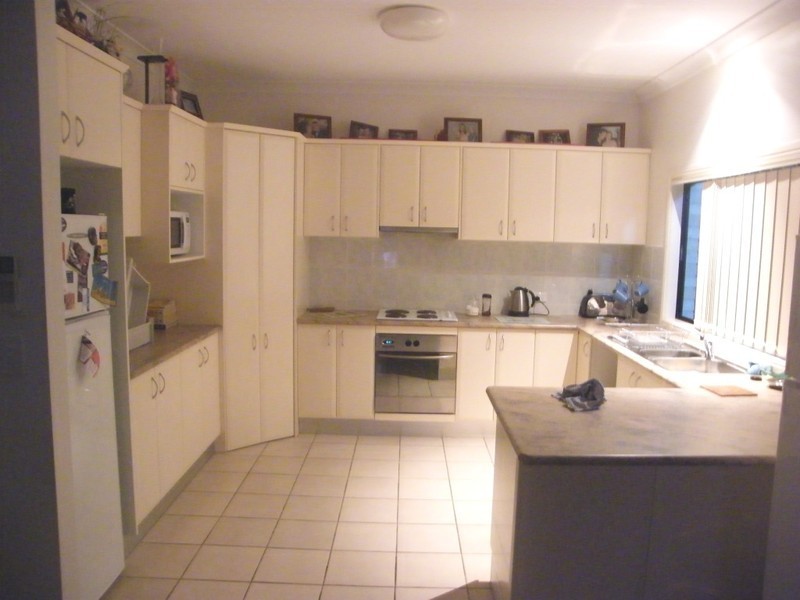 21 Rachel Drive, Crestmead QLD 4132