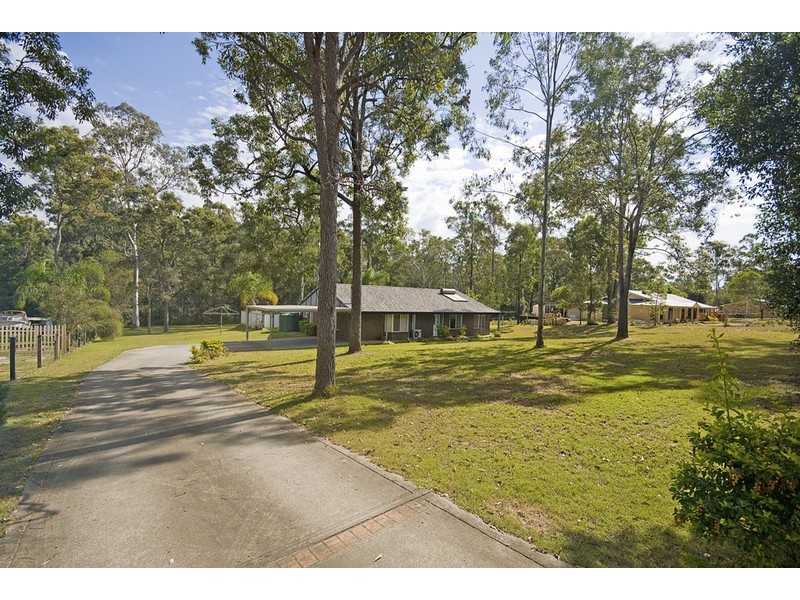 14 Holyrood, Munruben QLD 4125