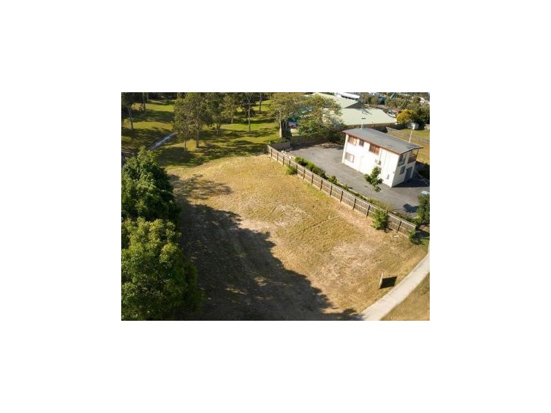 13 HELEN ST, Hillcrest QLD 4118