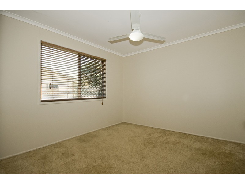 1 Peppermint street, Crestmead QLD 4132