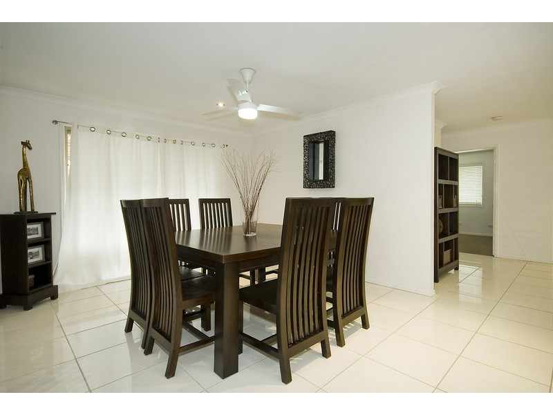 15 BILLABONG DRIVE, Crestmead QLD 4132