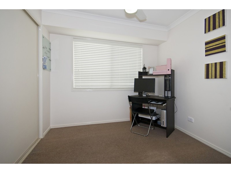 15 BILLABONG DRIVE, Crestmead QLD 4132