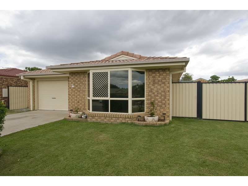 16 GEANEY BVD, Crestmead QLD 4132