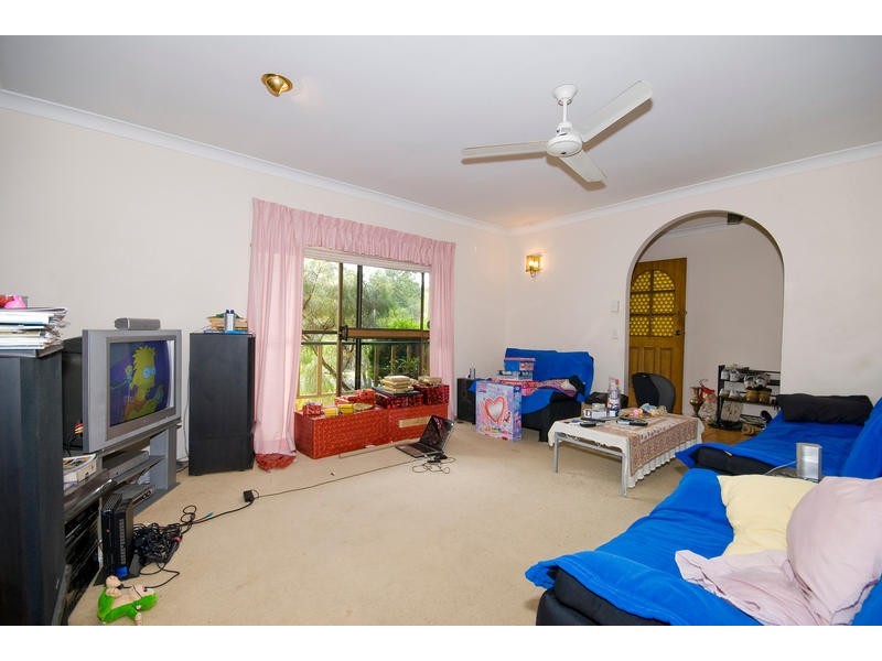 46 CONIFER STREET, Hillcrest QLD 4118