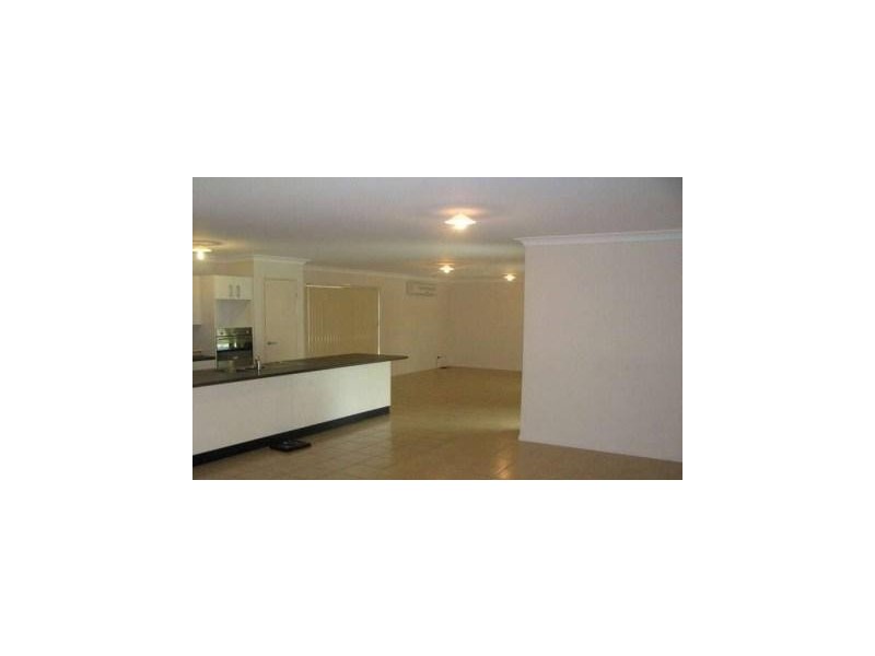 17 LAHORE ST, Crestmead QLD 4132