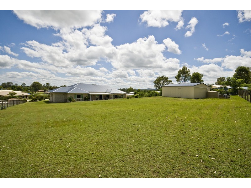 8 Sir Tristram Ct, Jimboomba QLD 4280