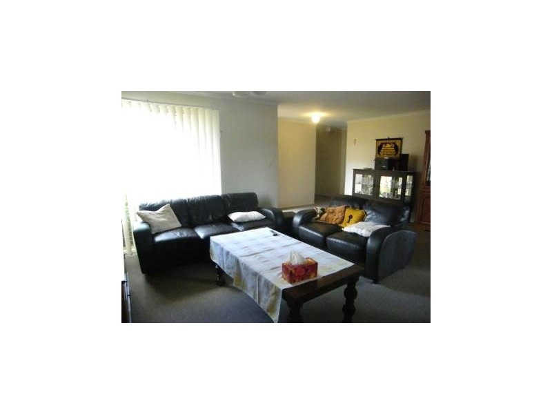 9 Diamantina St, Hillcrest QLD 4118