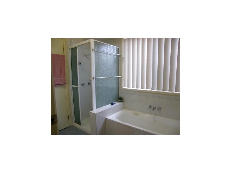 9 Diamantina St, Hillcrest QLD 4118