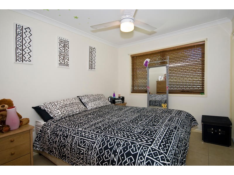 14 Isaac Court, Hillcrest QLD 4118