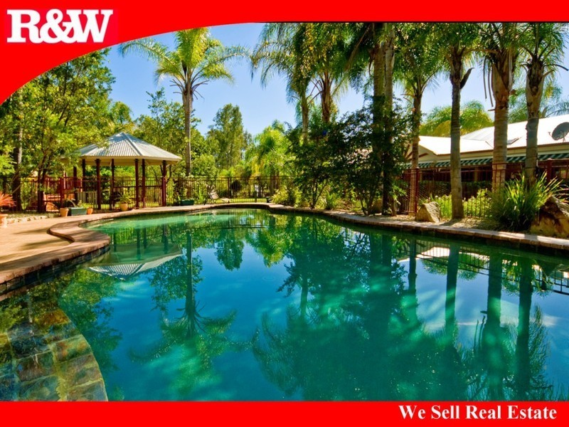 2  Yellowstone Court, Munruben QLD 4125