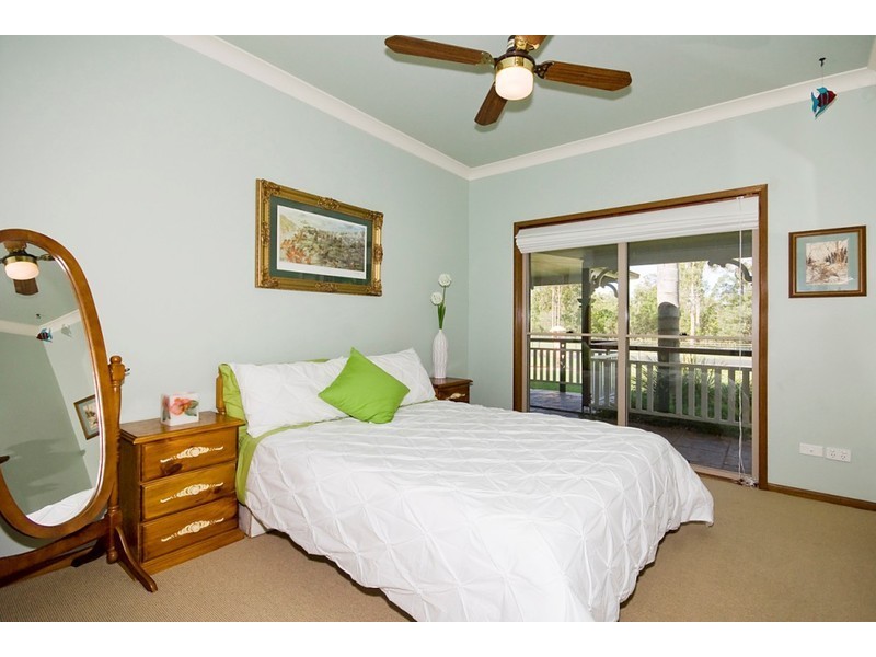 2  Yellowstone Court, Munruben QLD 4125
