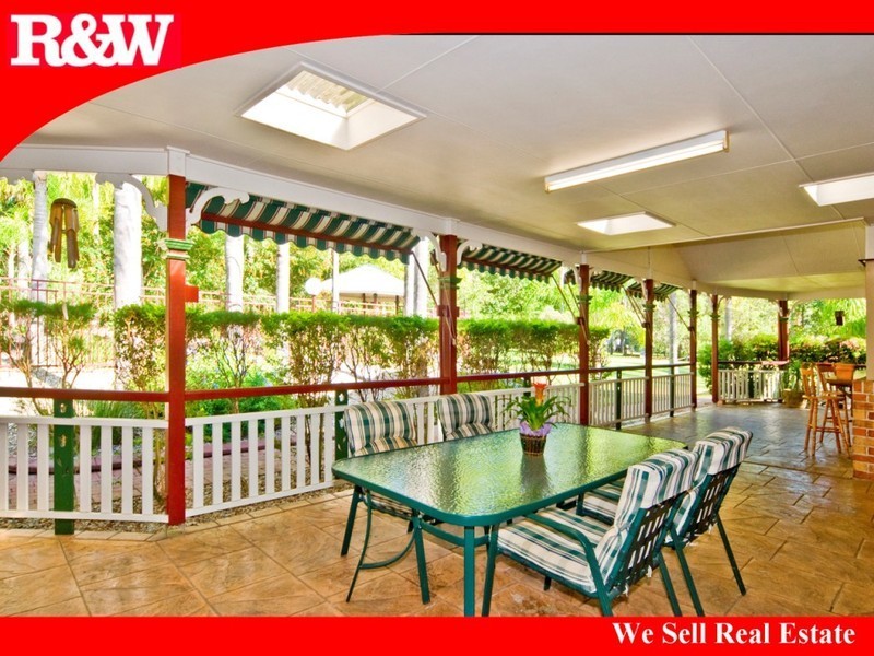 2  Yellowstone Court, Munruben QLD 4125