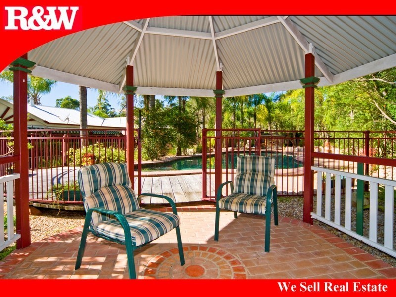 2  Yellowstone Court, Munruben QLD 4125
