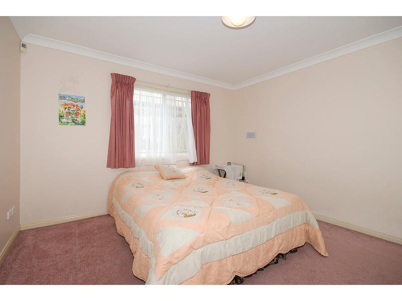 51 HONEYSUCKLE WAY, Calamvale QLD 4116