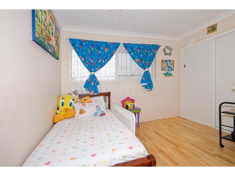 51 HONEYSUCKLE WAY, Calamvale QLD 4116