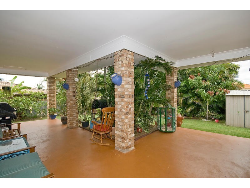 51 HONEYSUCKLE WAY, Calamvale QLD 4116