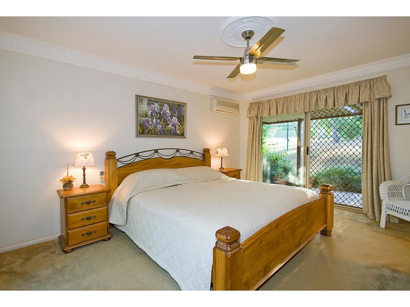 19 Grosvenor Court, Munruben QLD 4125