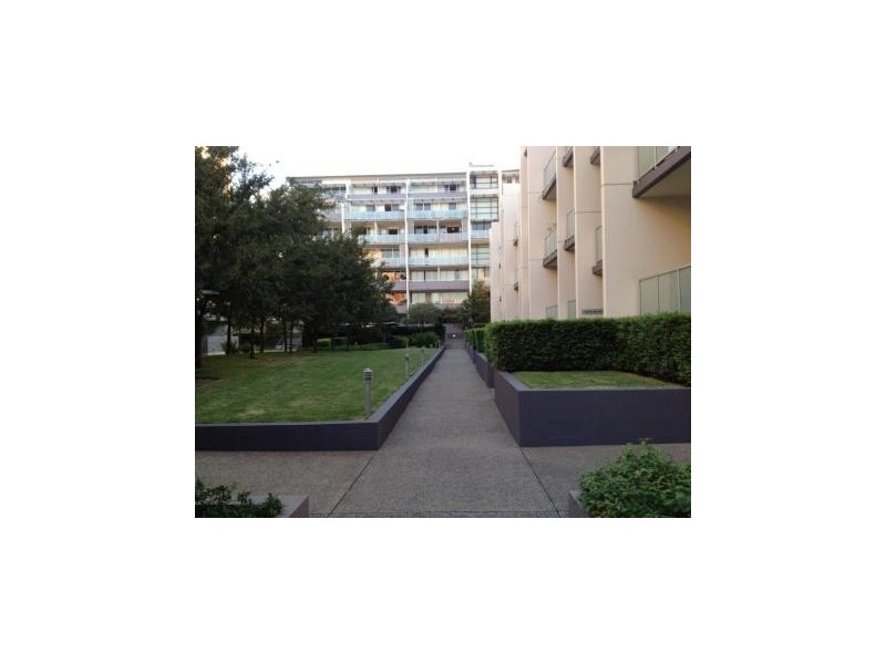 5 Queen Street, Roseberry NSW 2474