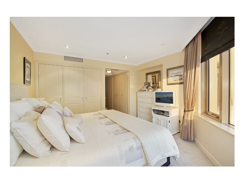 2701/98 Gloucester Street, Sydney NSW 2000