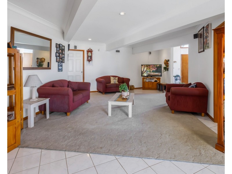 67 Endeavour Esplanade, Newport QLD 4020