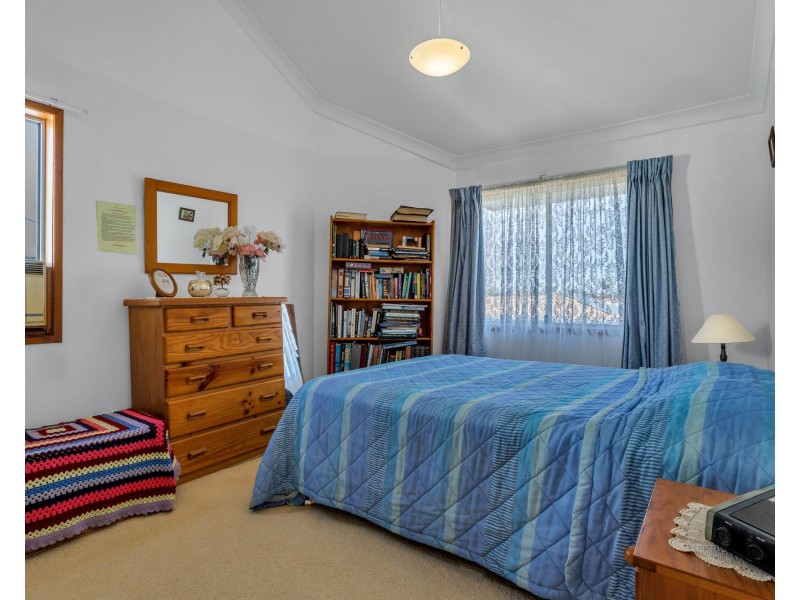 67 Endeavour Esplanade, Newport QLD 4020